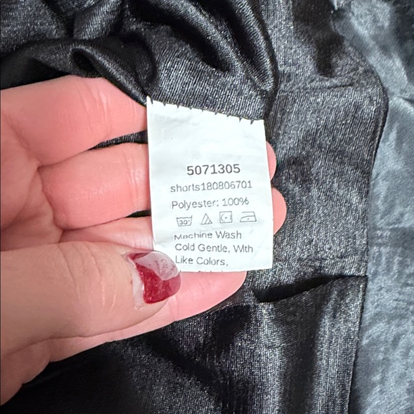 SHEIN Sequin Shorts Medium - Picture 8 of 8